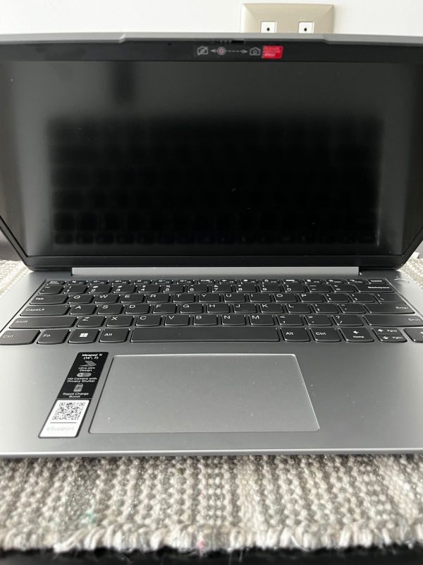 Lenovo 82lvx001us 14” 2024 512GB 4GB RAM cod: 18697-12 - Imagen 12