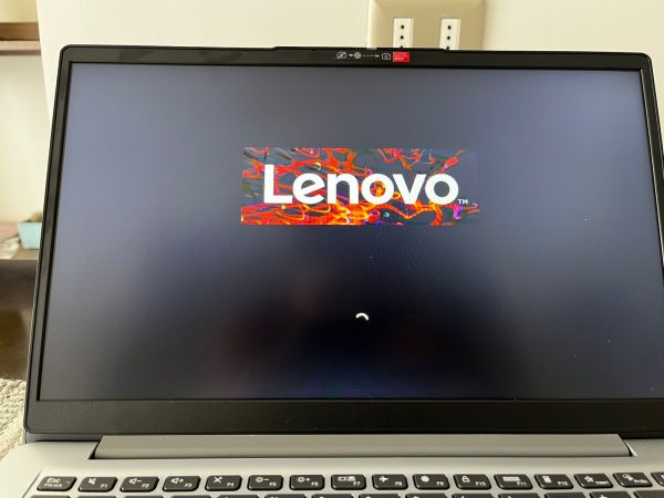 Lenovo 82lvx001us 14” 2024 512GB 4GB RAM cod: 18697-12 - Imagen 6