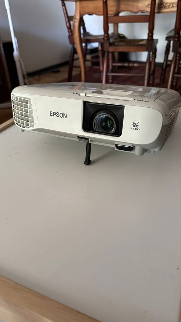 Proyector Epson Cod: 18742-2 - Imagen 2