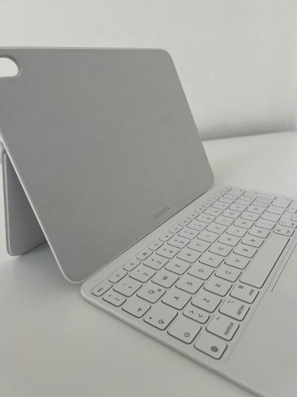 Teclado Magic Keyboard Folio Cod: 18809-1 - Imagen 5