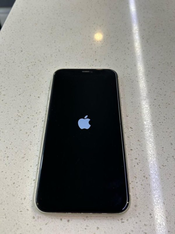 iPhone 11 64 Gb Cod: 19014-2 - Imagen 2